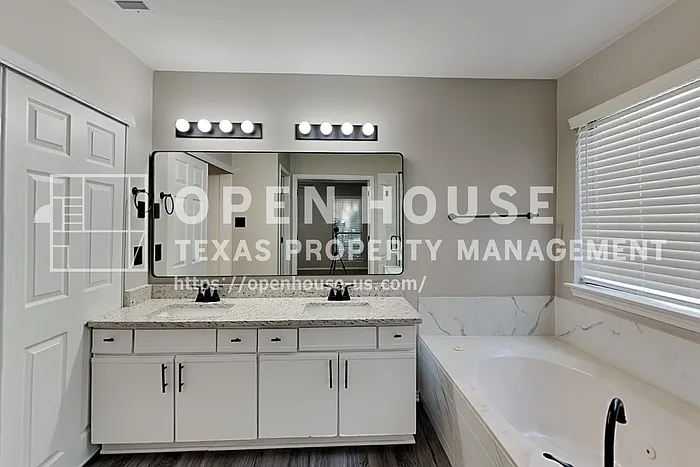 4161 Heartstone Dr — Photo 12