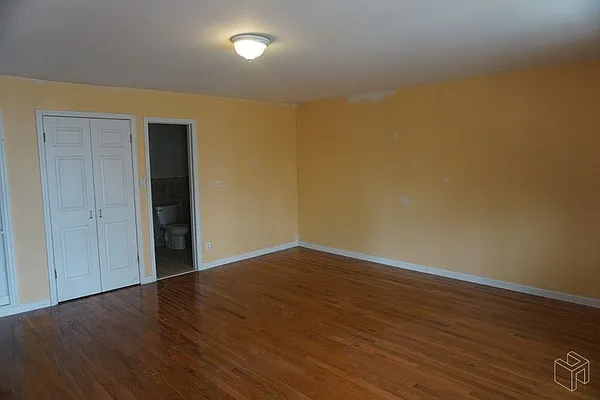 Rented by Halstead Real Estate | media 34