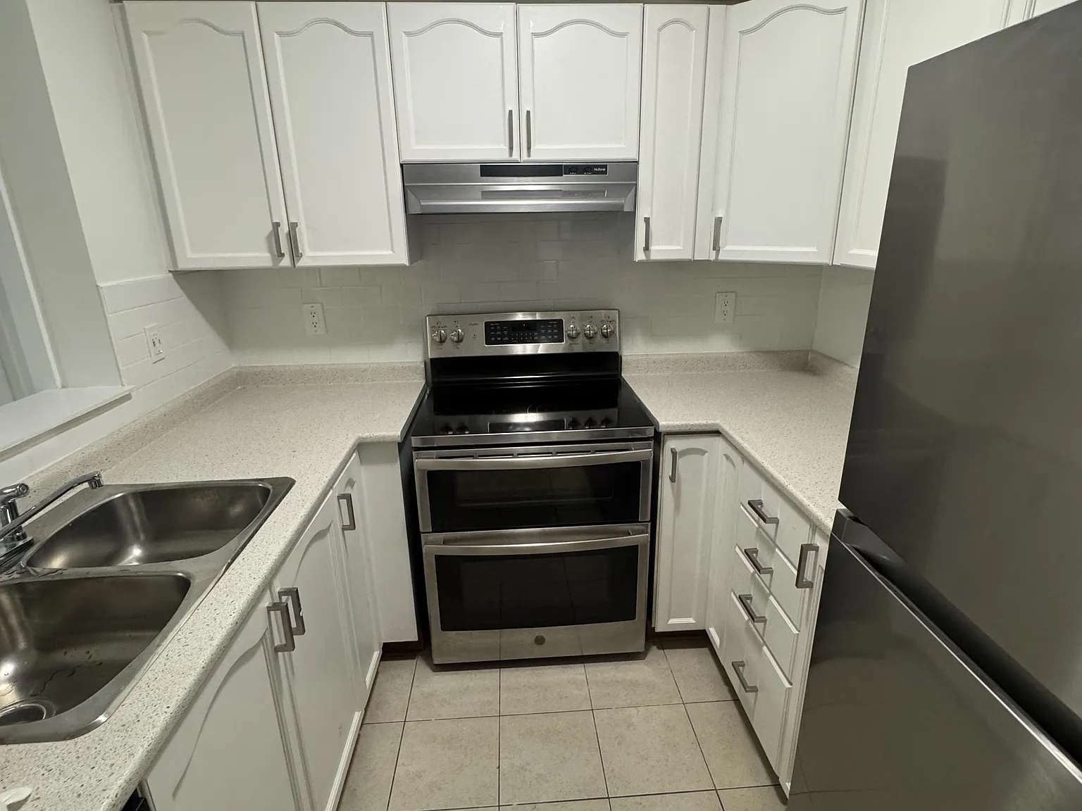 3 bed, $2,500 — Photo 4