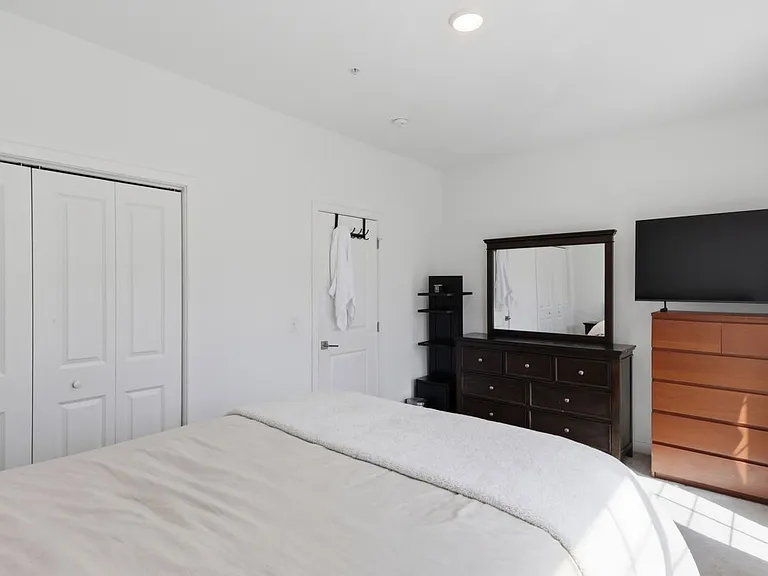 1113 Lemon St #TOWNHOUSE — Photo 14