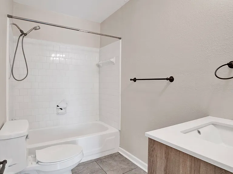 8140 Lillian Hwy — Photo 21