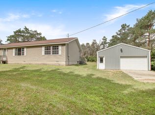 5035 E 48th St, Newaygo, MI 49337