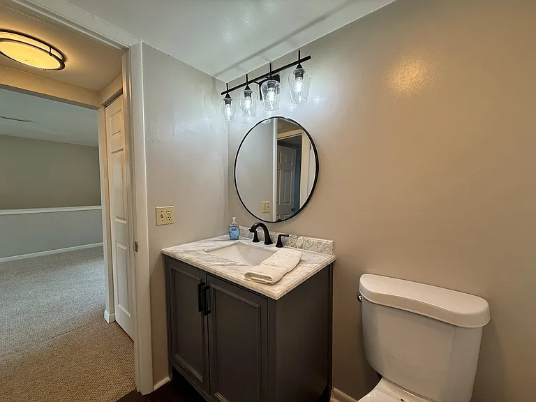 1702 Granville Rd — Photo 20