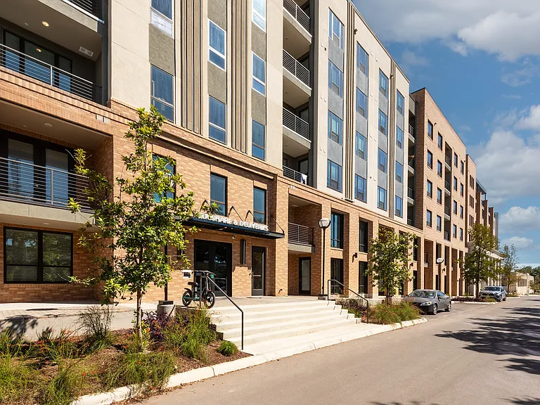 Tin Top Flats at the Creamery — Photo 8