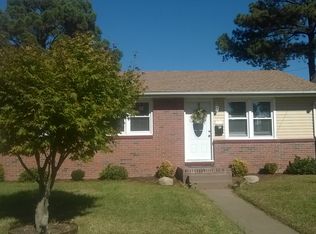 317 Keith Ct, Chesapeake, VA 23325