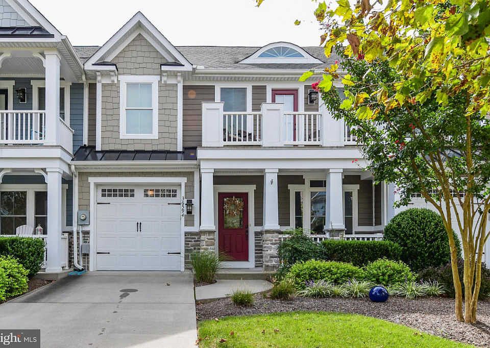 1st image of 36594 Day Lily Pkwy