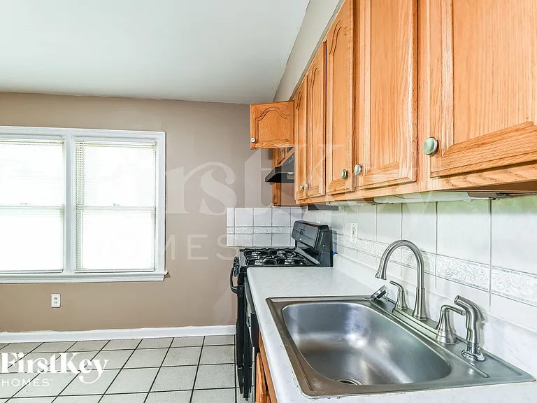 1405 Gahan Dr — Photo 8