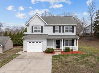 606 Three Oaks Dr, High Point, NC 27265