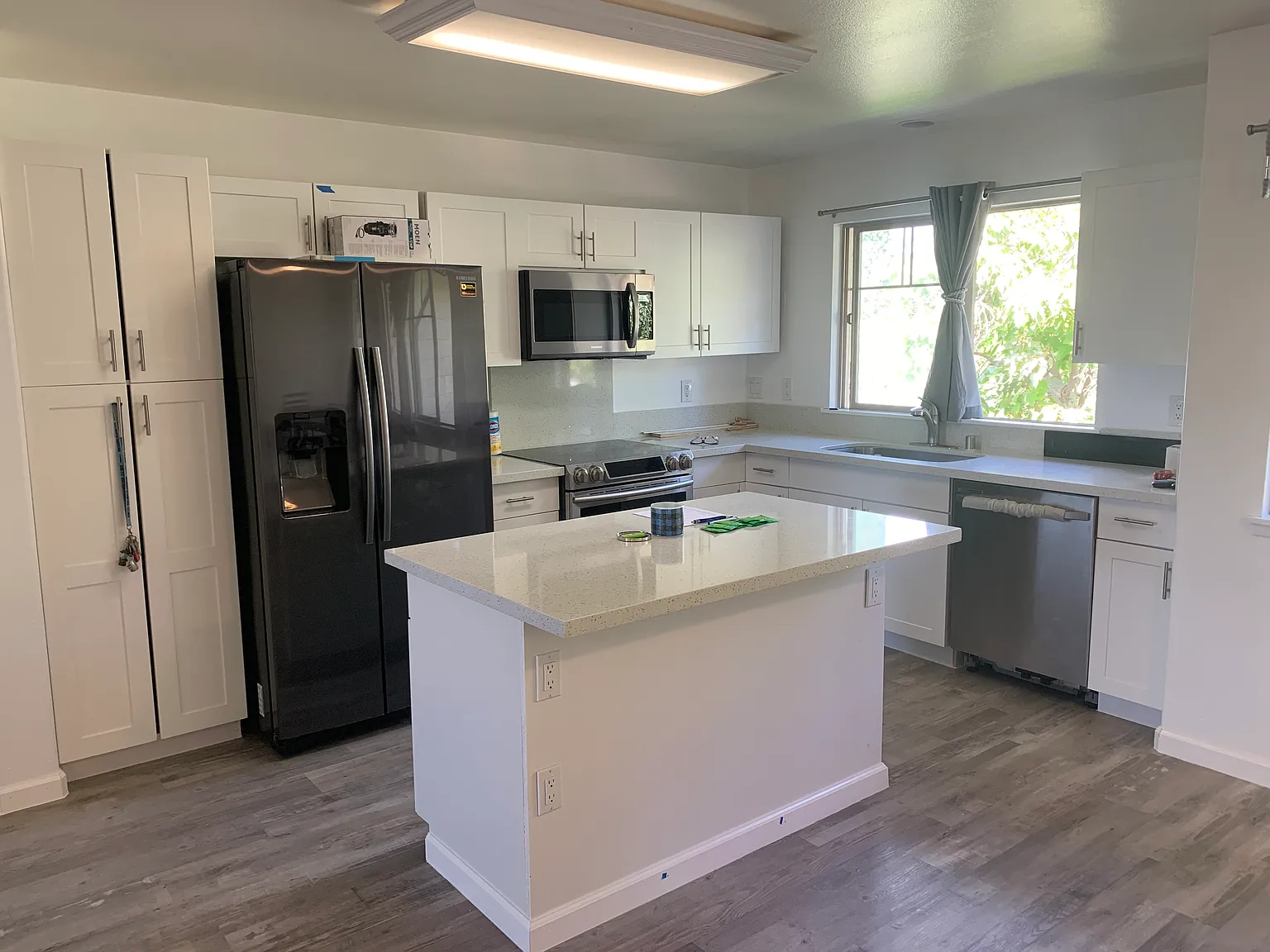 3 bed, 1175 sqft, $3,800 — Photo 2
