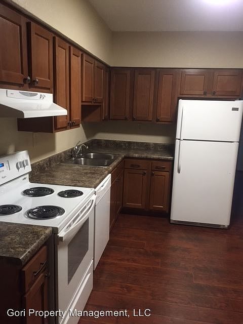1st image of 1300 Florida St