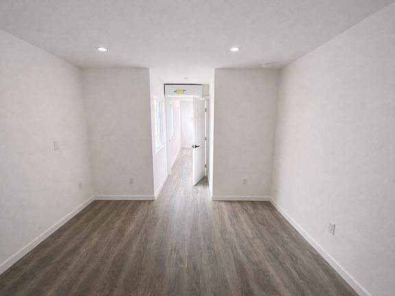 3rd image of 2823-2837 W 42nd St #2821-1/2