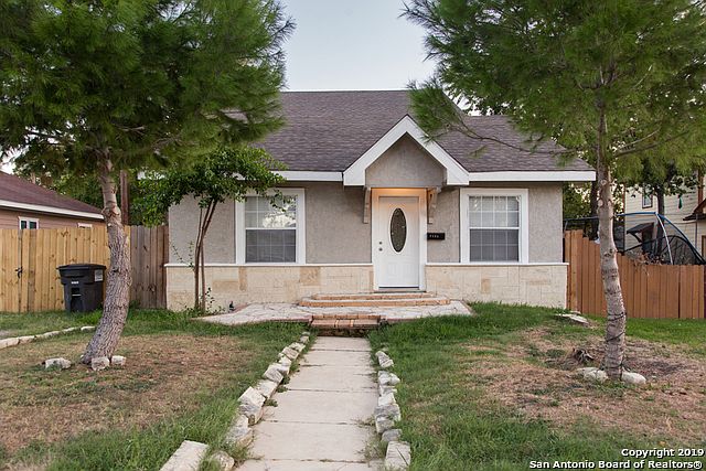 1st image of 818 Topeka Blvd
