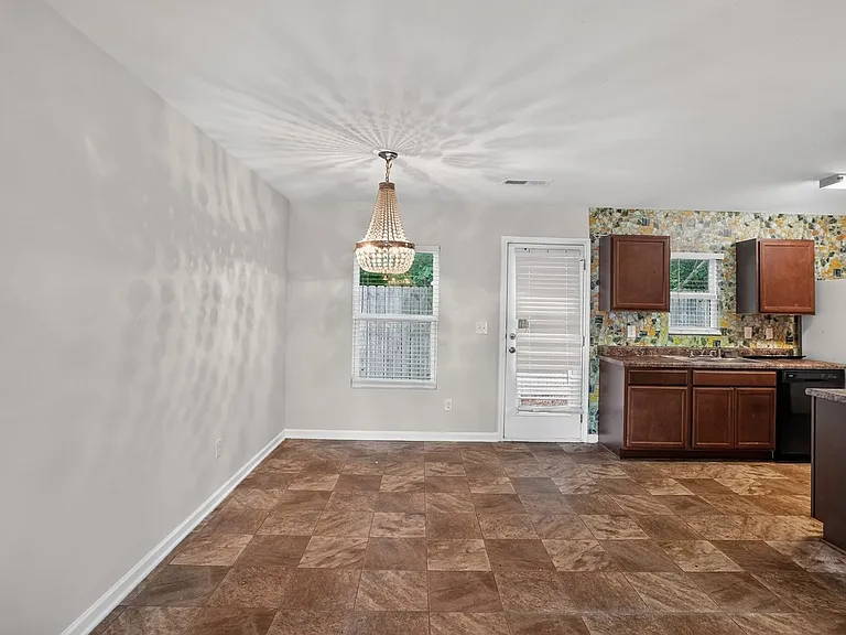 11986 Quail Dr — Photo 5