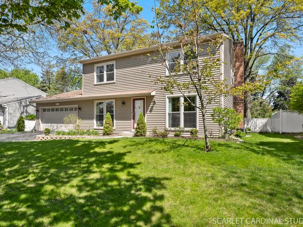 501 Staunton Rd, Naperville, IL 60565