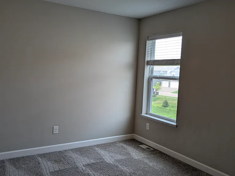 7368 183rd St W — Photo 25