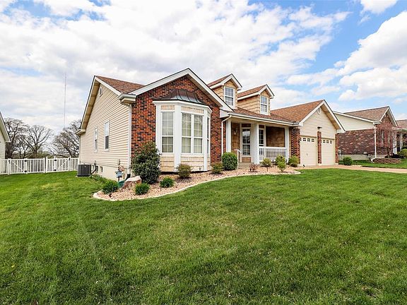 4th image of 813 Winter Lake Ct