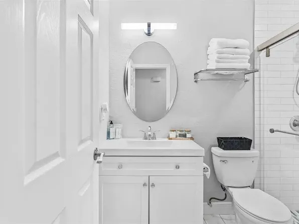 (undisclosed Address), Tampa, FL 33618