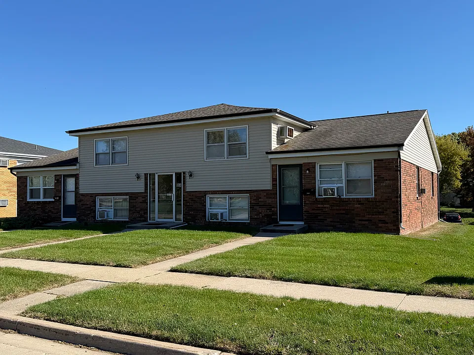 904 Arcadia Dr #4