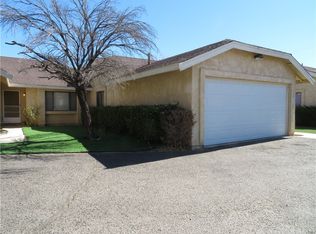 21038 Sitting Bull Rd, Apple Valley, CA 92308