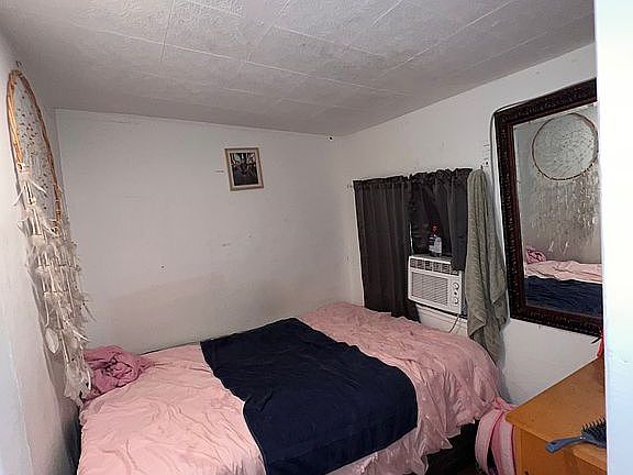 4th image of 3001 NW 35th St #21