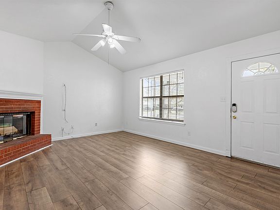 2nd image of 2325 Brynmahr Dr