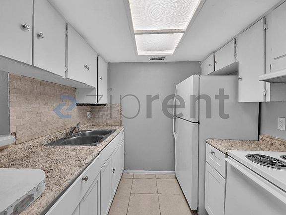 4th image of 1808 E 143rd Ave APT 2
