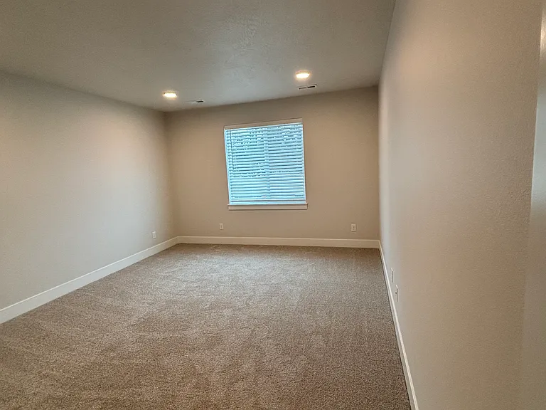 Master Bedroom with bathroom suite