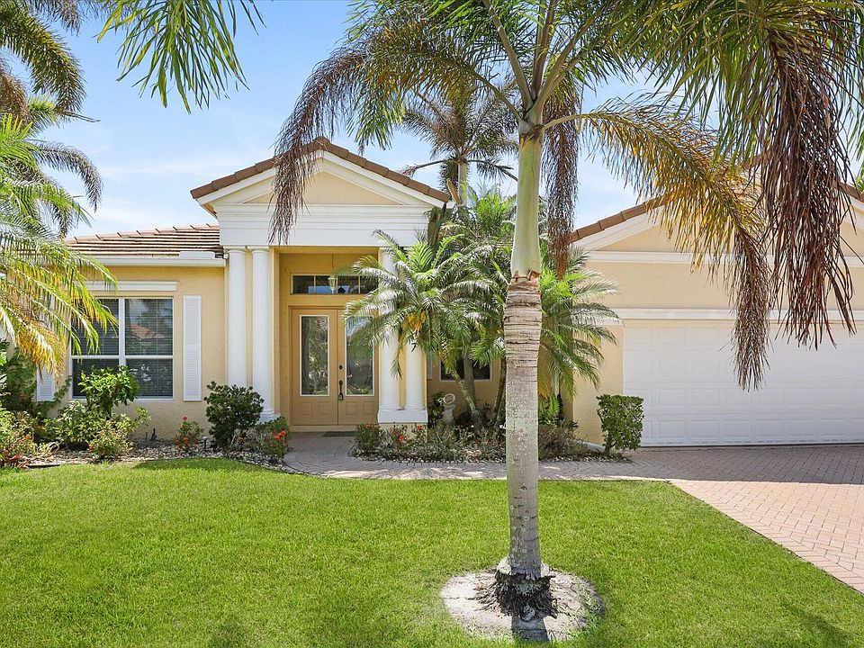1st image of 521 SW Lake Manatee Way
