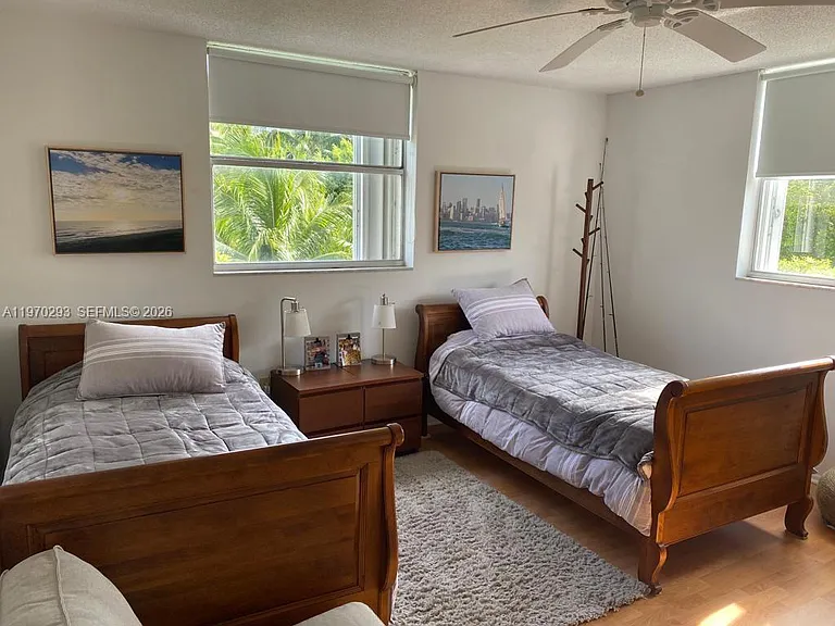 210 Sea View Dr — Photo 10
