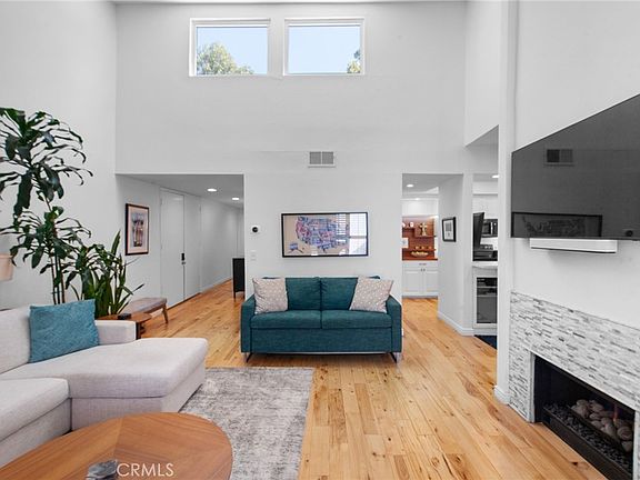 3rd image of 17711 Margate St APT 313