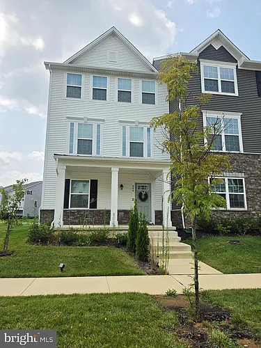 844 New Castle Landing Dr Photo 1