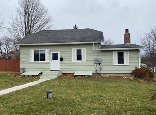606 Market St S, Shakopee, MN 55379