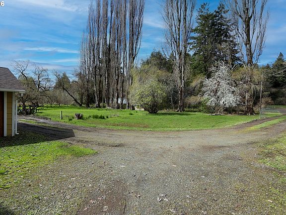 4th image of 93514 Upper Loop Ln