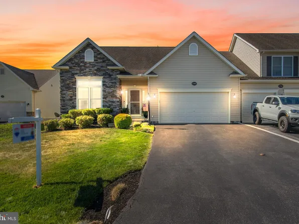 17915 Constitution Cir, Hagerstown, MD 21740