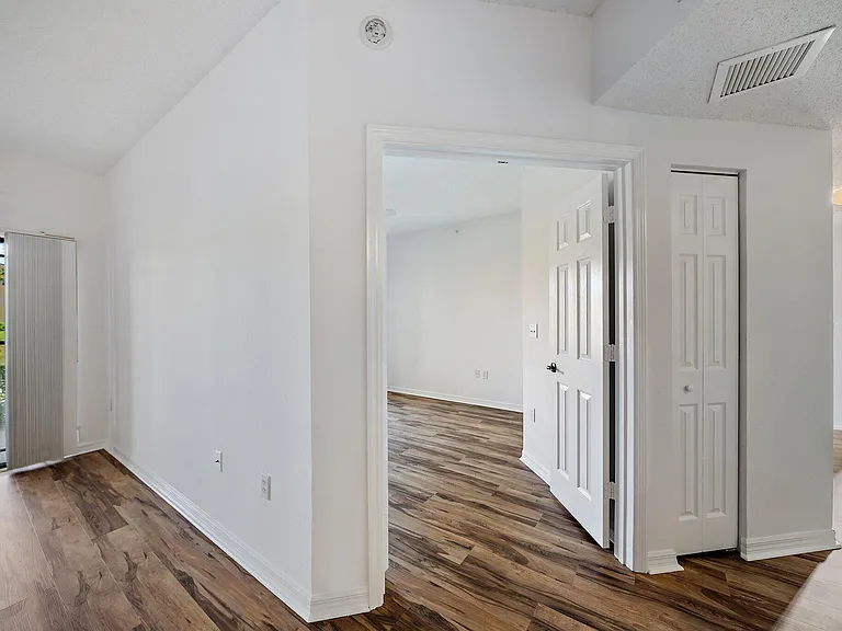 2725 Anzio Ct #107 — Photo 15