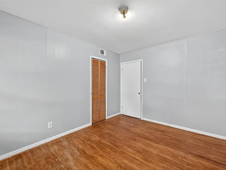 1509 Ronson Rd — Photo 6