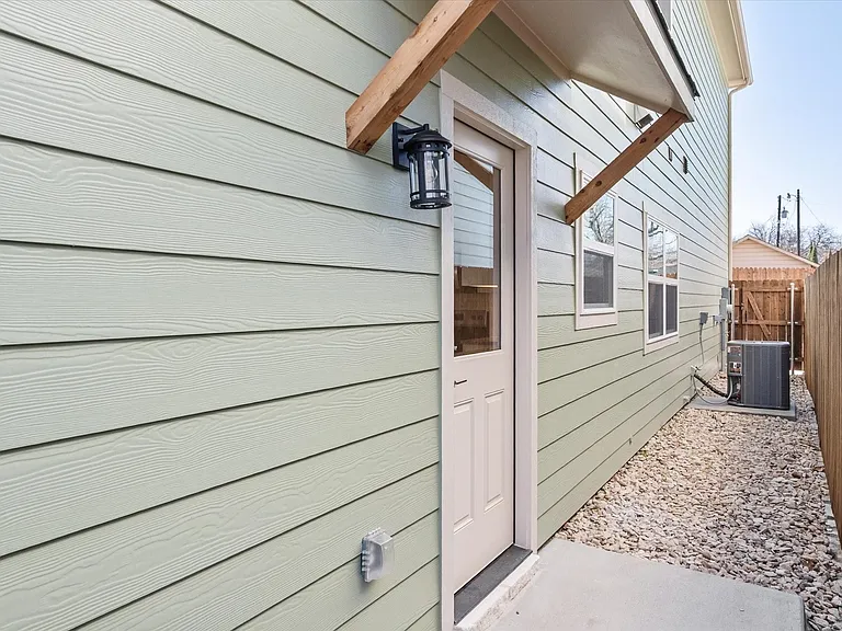 506 E Kimball St #2 — Photo 32