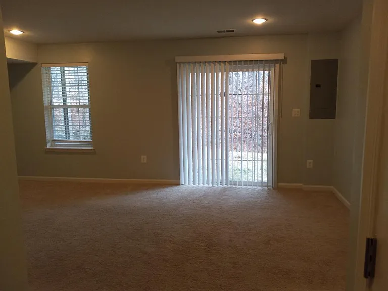 600 Golden Pear Ln — Photo 3