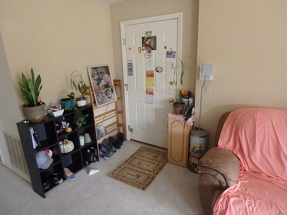 5th image of 1127 N Red Oak Cir Unit 3