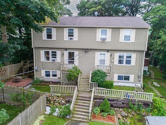 2nd image of 6R Acacia St #1