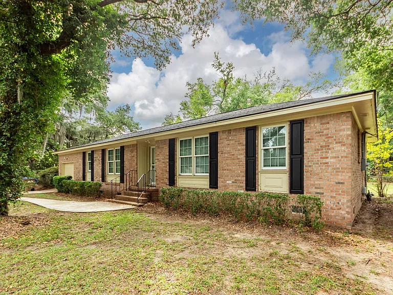 777 Bonham Dr — Photo 62
