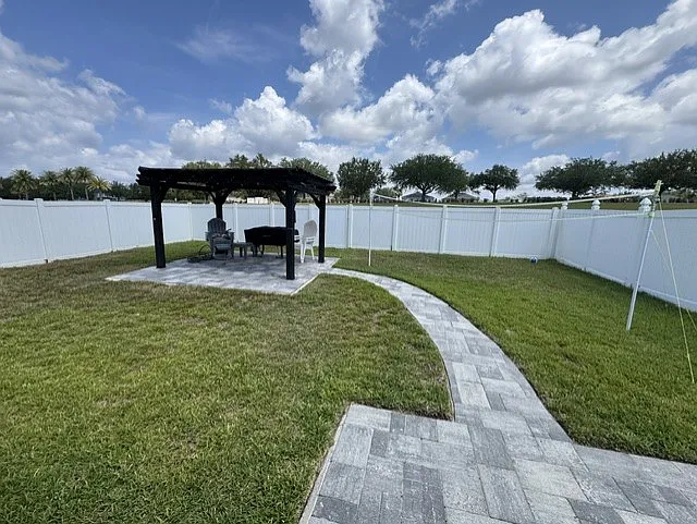 216 Somerset Dr — Photo 20