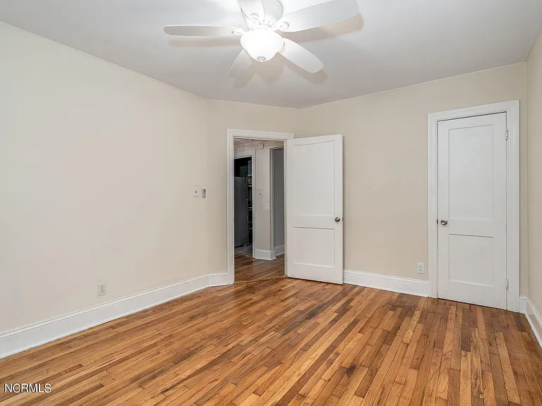 1145 Tarboro St — Photo 14