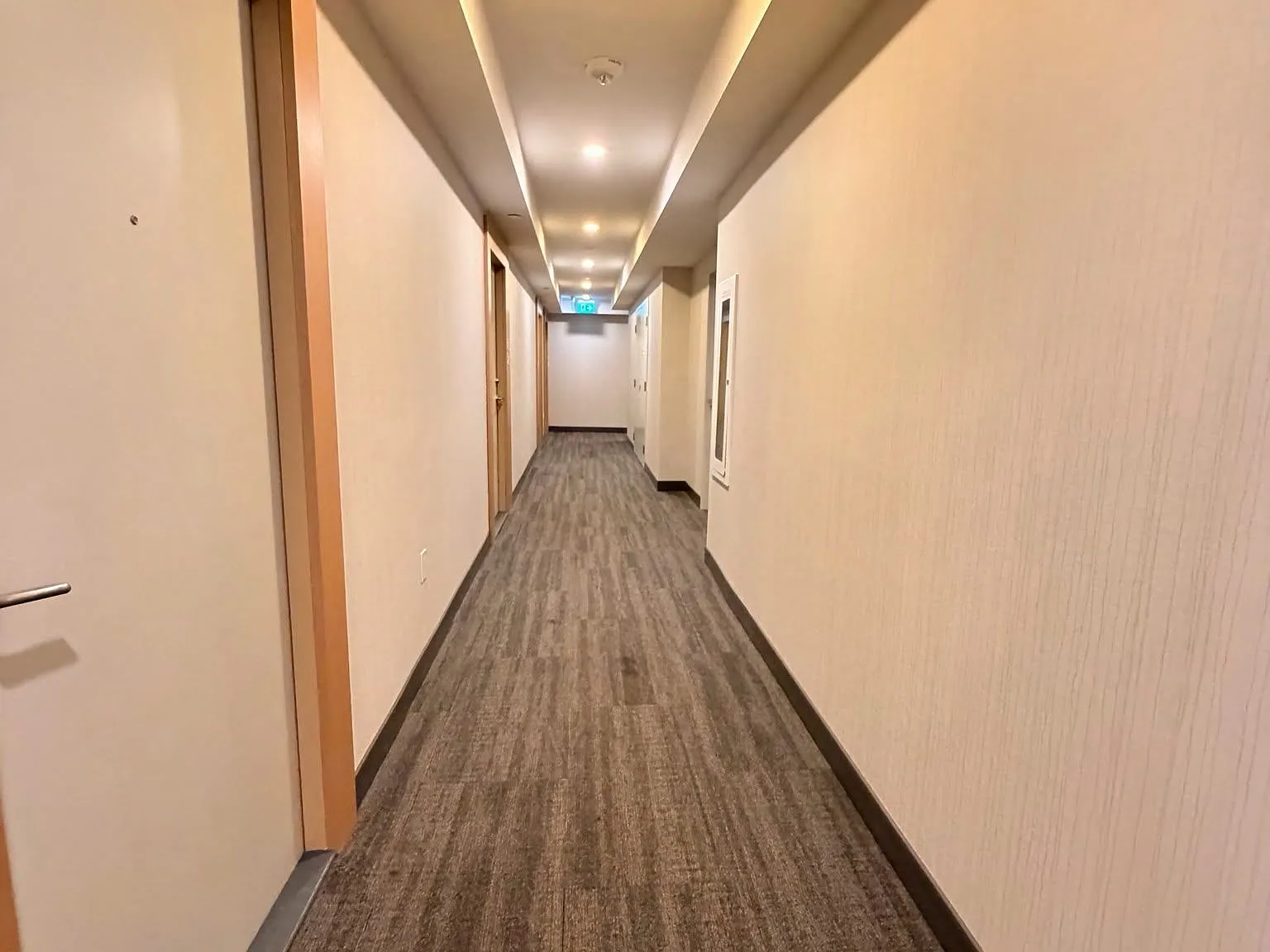 2 bed, $2,299 — Photo 2