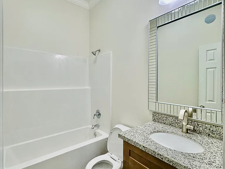311 Saint Margarite St — Photo 9