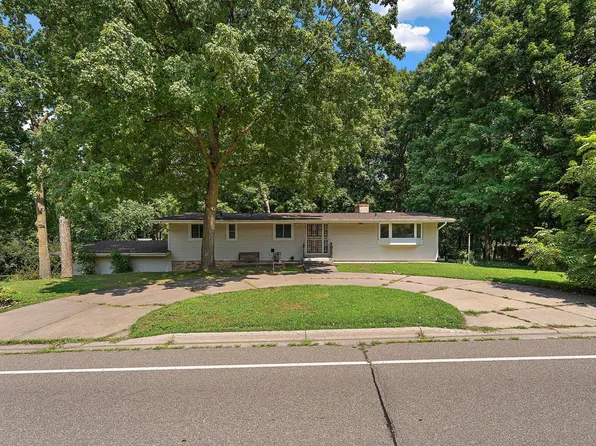 4125 Thrushwood Ln, Minnetonka, MN 55345