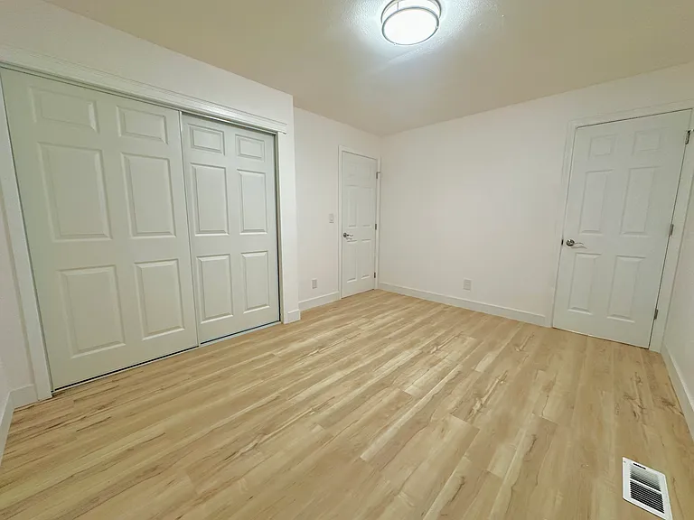 35311 Military Rd S — Photo 16