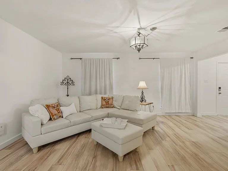 12901 Silver Creek Dr — Photo 64