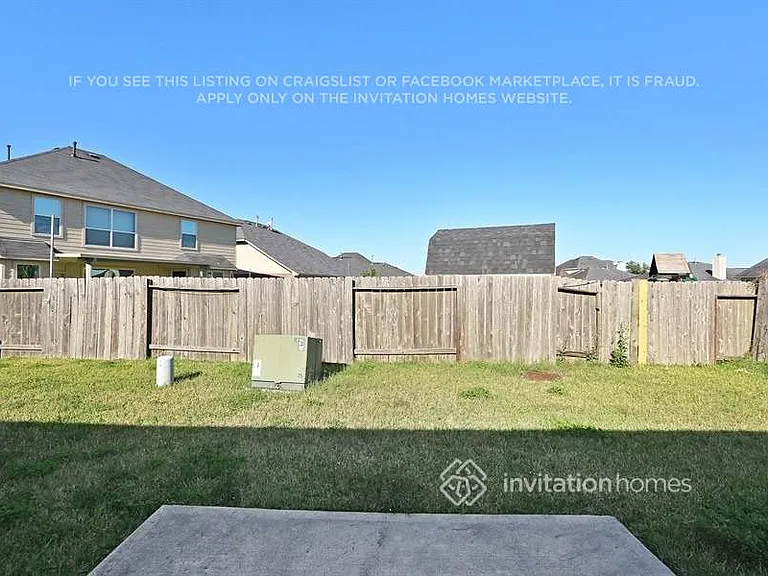 110 Rodeo Dr — Photo 15