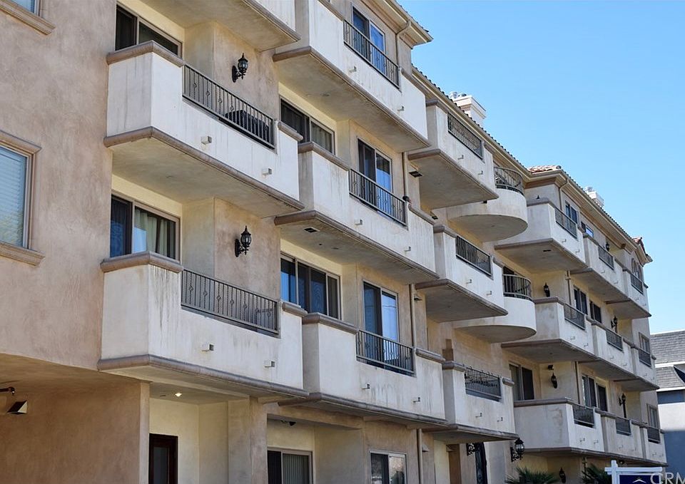 1st image of 11218 Camarillo St APT 406
